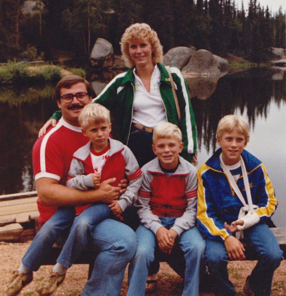 1981-12-01-CCardPic.jpg